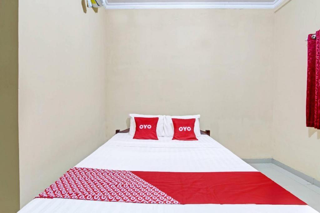 Oyo 91353 Hotel Surya Andesa Klaten Kültér fotó
